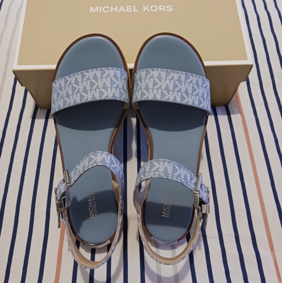 Michael Kors Richie Espadrilles Sandals - Picture 6 of 12